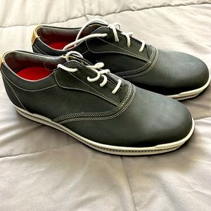 Footjoy contour spikeless golf shoes. 12 wide dark gray